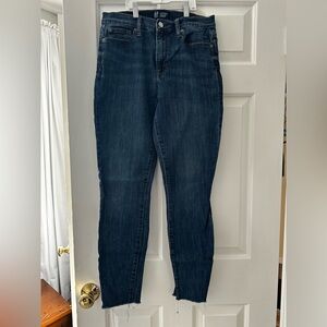 GAP Women's Dark Blue Skinny Jeans raw hem
